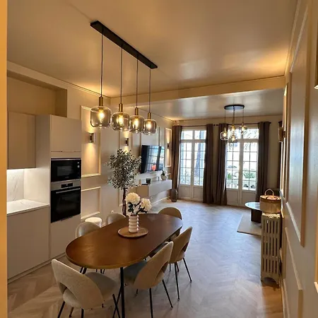 Le Petit Palace Niza